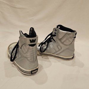 Kids SUPRA high tops